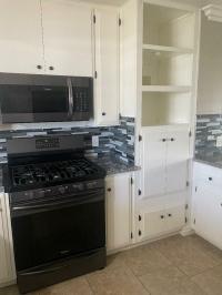 1972 Brettwood Manufactured Home