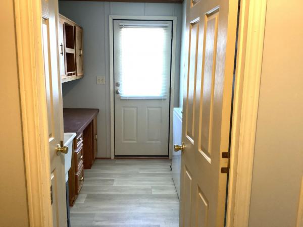 1990 Schult I2423612 Mobile Home
