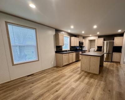 Photo 2 of 16 of home located at 506 Sunshine Lane Muskegon, MI 49442