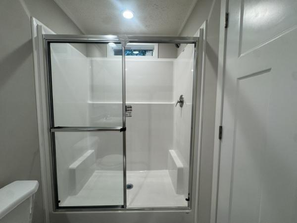 2026 Champion LKM1672H32P01 (16x72) Mobile Home
