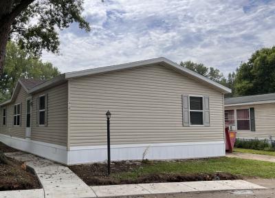 Mobile Home at 424 East Aberdeen Drive Holland, OH 43528