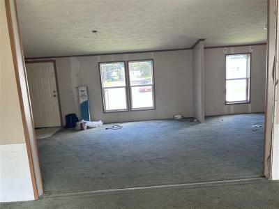 Photo 2 of 12 of home located at 1167 Sattley St. Decatur, IL 62526