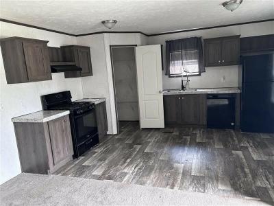 Photo 2 of 4 of home located at 1113 Illinois St Decatur, IL 62521