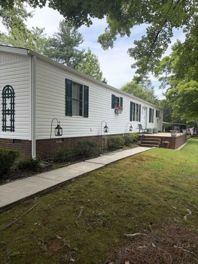 Photo 2 of 12 of home located at 4733 Adriatic Drive Charlotte, NC 28227