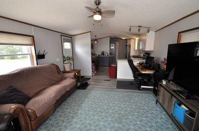 Photo 4 of 14 of home located at 1217 Indigo Drive Oshkosh, WI 54902