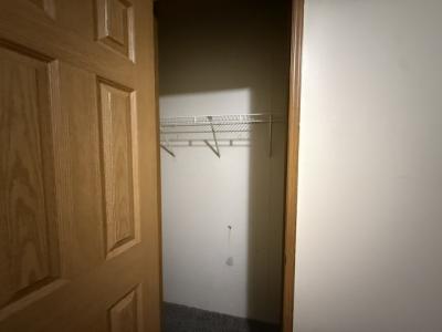 Photo 2 of 12 of home located at 953 Thomas J Drive Flint, MI 48506