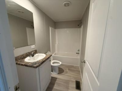 Photo 4 of 12 of home located at 896 Thomas J Drive Flint, MI 48506
