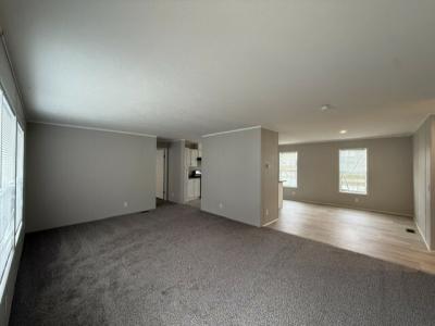 Photo 5 of 12 of home located at 896 Thomas J Drive Flint, MI 48506