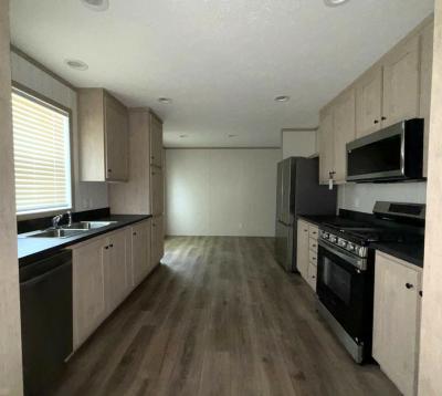 Mobile Home at 10064 Hutchinson Drive Davisburg, MI 48350