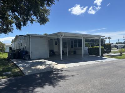 Photo 4 of 26 of home located at 3901 Bahia Vista St. #532 Sarasota, FL 34232