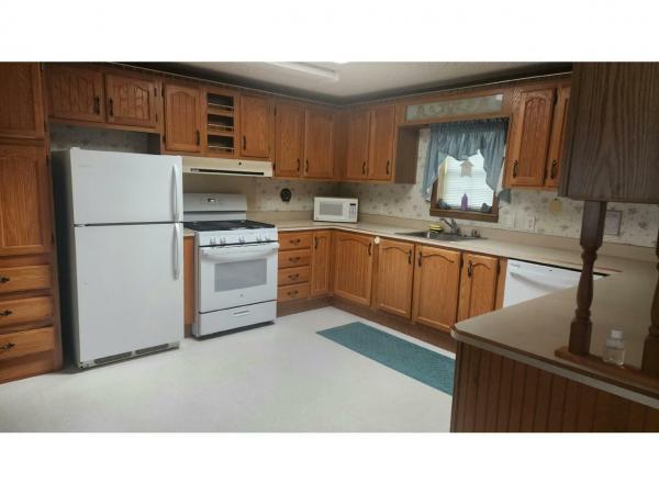 1995 Victorian Manufactured Home