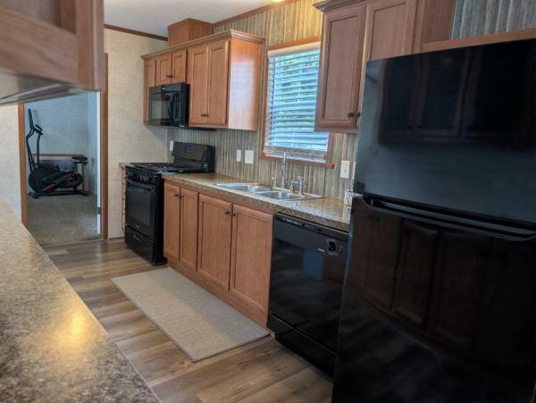 2015 CHAMPION ADVANTAGE II Mobile Home