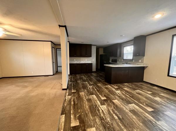 2019 Clayton 95SUN28523C Mobile Home