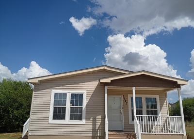 Mobile Home at 7627 Woodlake View San Antonio, TX 78244