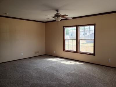 Photo 2 of 7 of home located at 7627 Woodlake View San Antonio, TX 78244