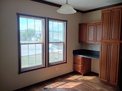 Photo 3 of 7 of home located at 7627 Woodlake View San Antonio, TX 78244