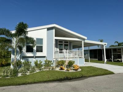 Photo 2 of 21 of home located at 813 Avanti Way Boulevard North Fort Myers, FL 33917
