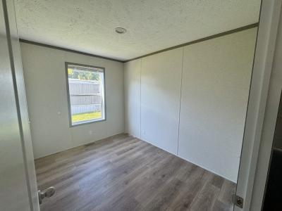 Photo 4 of 8 of home located at 2191 East Ohio Pike 189 Amelia, OH 45102