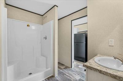 Photo 4 of 5 of home located at 2172 East Camp N Comfort Lane Avon Park, FL 33825