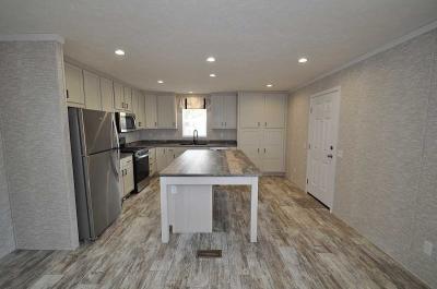 Photo 3 of 14 of home located at 1200 Indigo Drive Oshkosh, WI 54902
