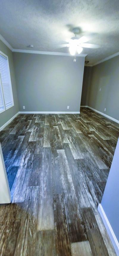 Mobile Home at 204 Shannonwood Dr Moncks Corner, SC 29461