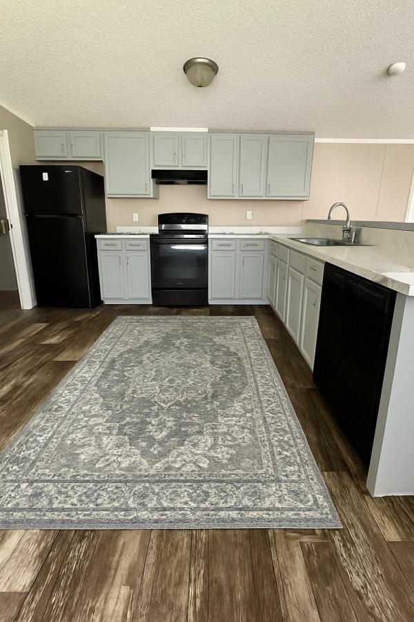 Photo 1 of 2 of home located at 601 S Vista Ln Lot #187 Edmond, OK 73034