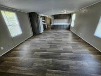 2002 HBOS Manufacturing Oakwood Mobile Home