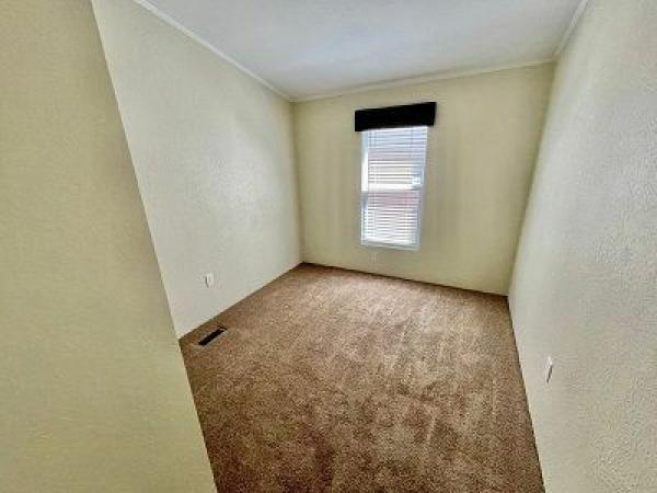 2023 Elliott Mobile Homes Solitaire Mobile Home
