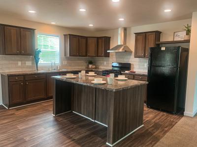 Mobile Home at 21023 Laroche Dr South, Site #1207 Macomb, MI 48044