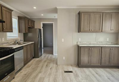 Mobile Home at 2802 West Robin Drive Lot 364 Saginaw, MI 48601