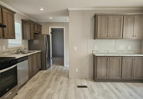 Photo 1 of 2 of home located at 2802 West Robin Drive Lot 364 Saginaw, MI 48601