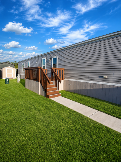 Photo 2 of 13 of home located at 5136 Ben Day Murrin Rd Lot 756 Fort Worth, TX 76126