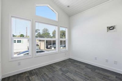 Photo 2 of 10 of home located at 1700 El Camino Real #21-31 South San Francisco, CA 94080
