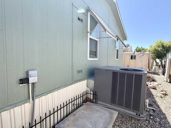 1992 Palm Harbor Mobile Home
