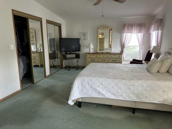 1993 PH Manufactured Home