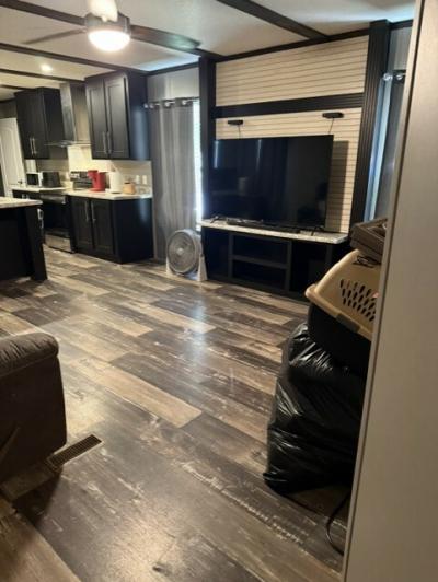 Photo 4 of 8 of home located at 6063 Rolling Meadows Circle Brandon, MS 30042