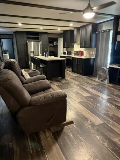 Photo 5 of 8 of home located at 6063 Rolling Meadows Circle Brandon, MS 30042