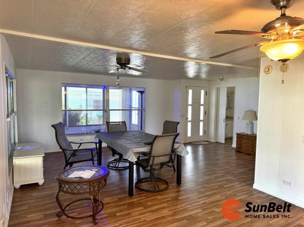1974 SUNH Mobile Home