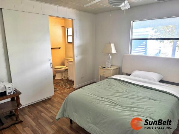 1974 SUNH Mobile Home