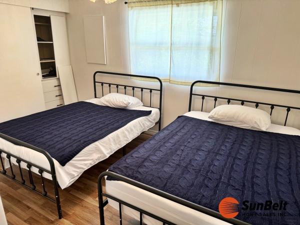 1974 SUNH Mobile Home