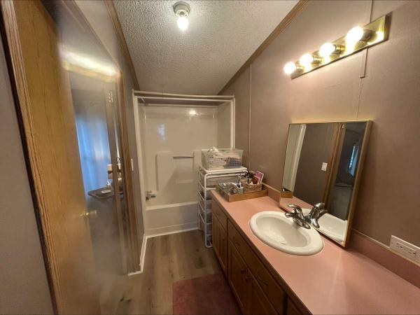 1994 Manufactured Home