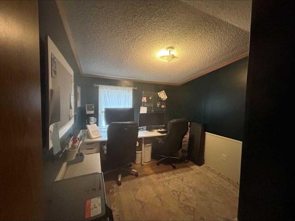 1994 Manufactured Home