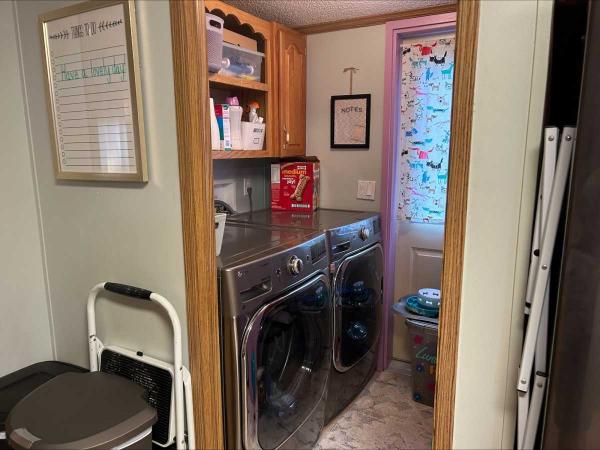 1994 Manufactured Home