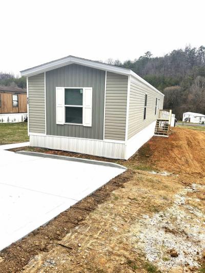 Photo 5 of 10 of home located at 429 Possum Valley Rd Maynardville, TN 37807
