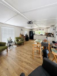 1985 Manufactured Home