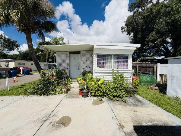  Mobile Home For Sale