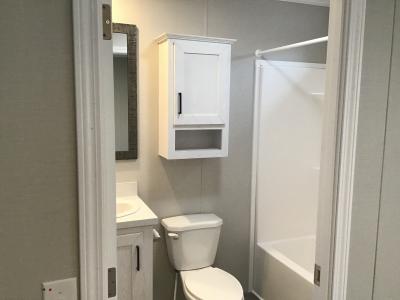 Photo 4 of 5 of home located at 370 East Appleton Terrace Holland, OH 43528