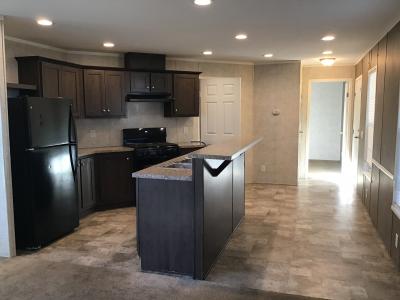 Photo 3 of 4 of home located at 090 West Foxrun Holland, OH 43528