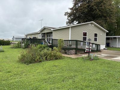 Photo 3 of 18 of home located at 108 Sunrise Park Pella, IA 50219