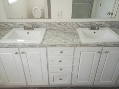 Photo 5 of 13 of home located at 5400 Collins Road, #85 Jacksonville, FL 32244